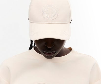 Bmuir Travel capsule